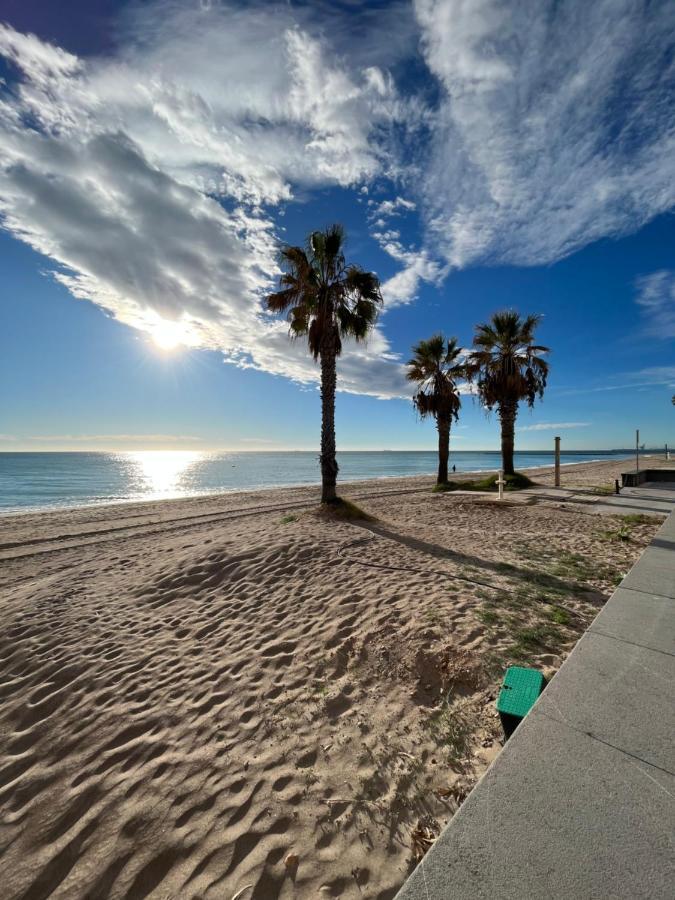 Apto Residencial En Benicasim เบนิสกัสซิม ภายนอก รูปภาพ